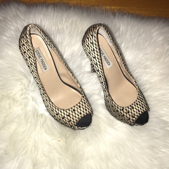 Steven madden peep toe shoes - Picture 2 of 3